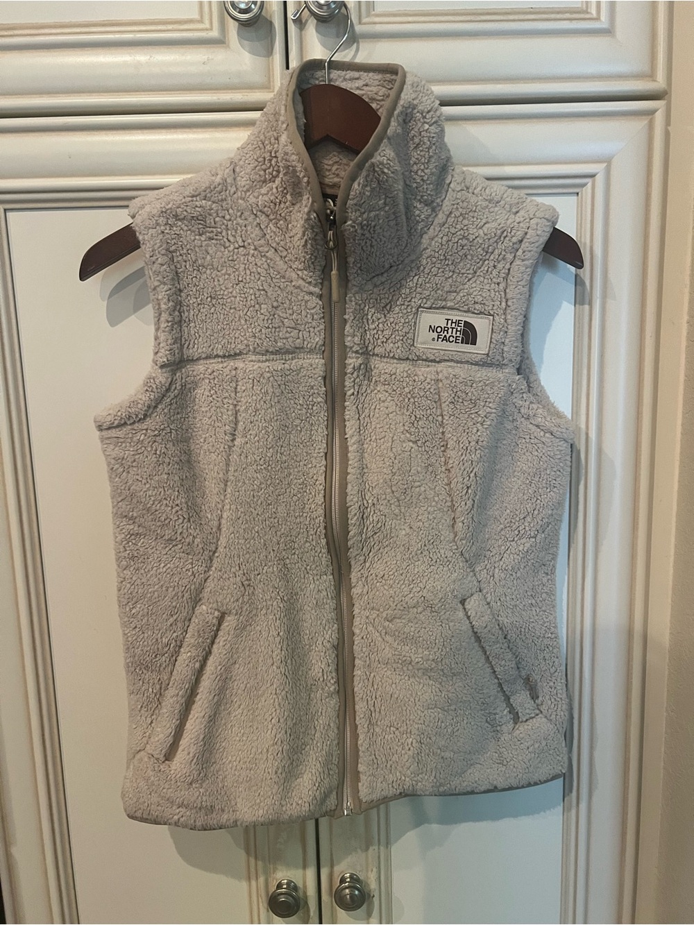 EUC The North Face Campshire Vest Small